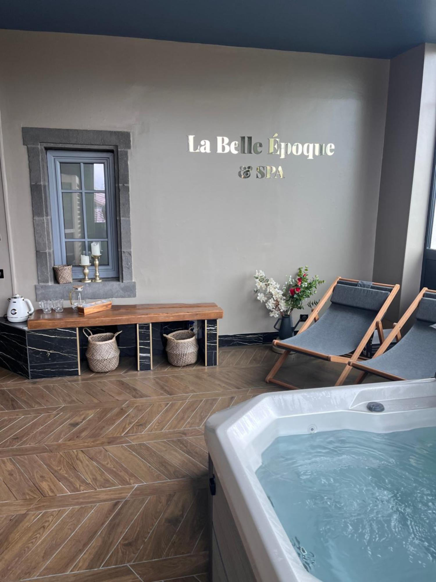 كورنون دأوفيرني La Belle Epoque & Spa المظهر الخارجي الصورة